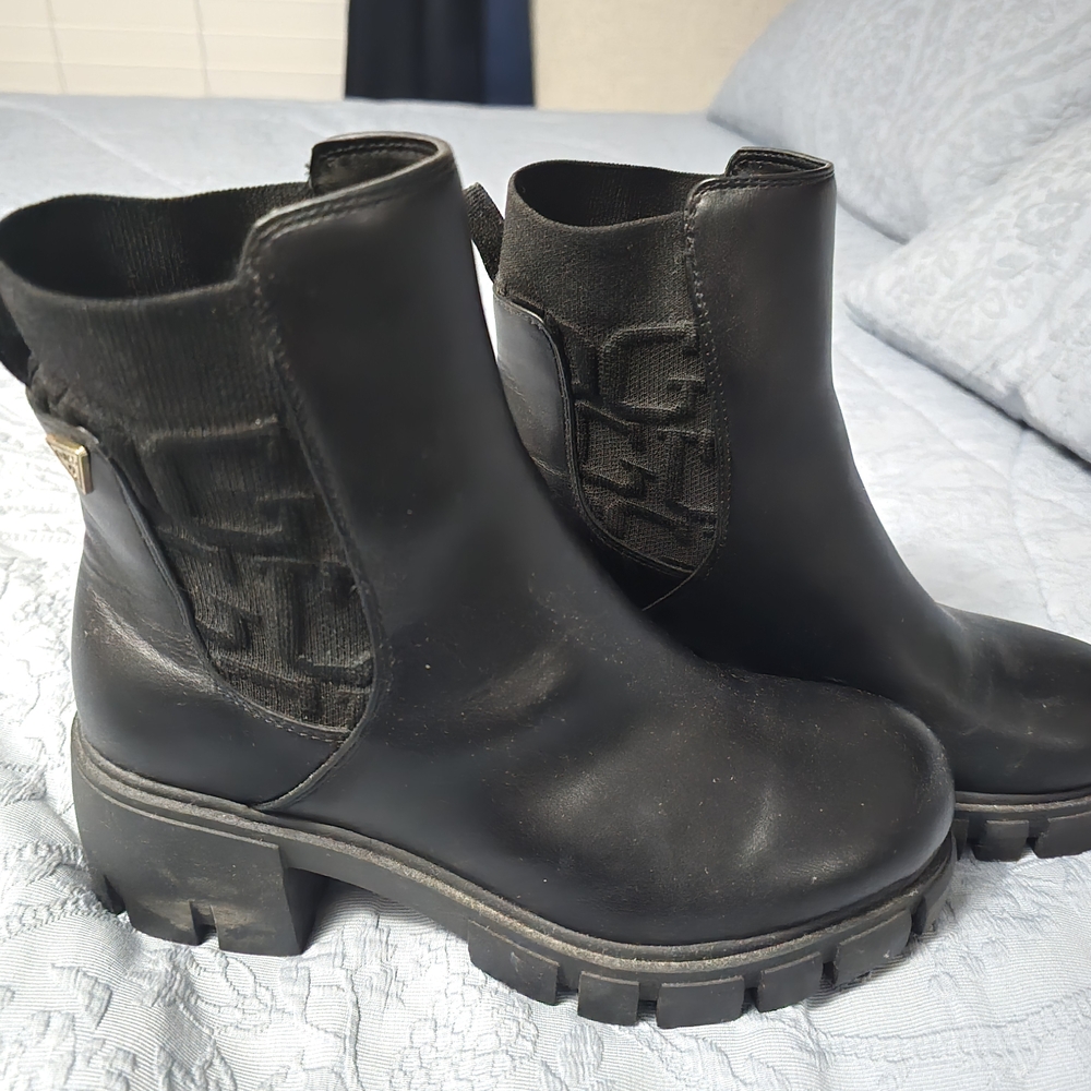 Black Ankle Boots